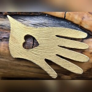 Loving Hand Brooch w/ Heart Cut-out GoldTone Rollover Clasp Measures 2.5" X 1.5"